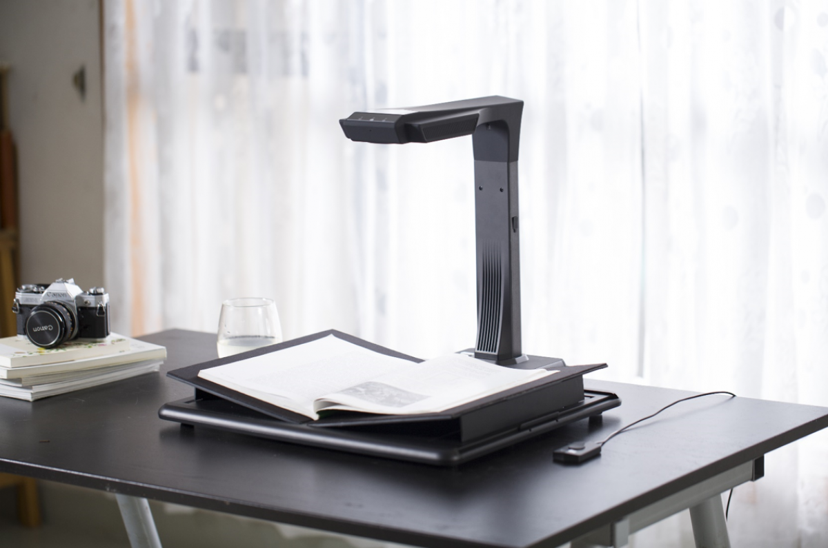 gallery/czurprofessionalbookscannerm3000